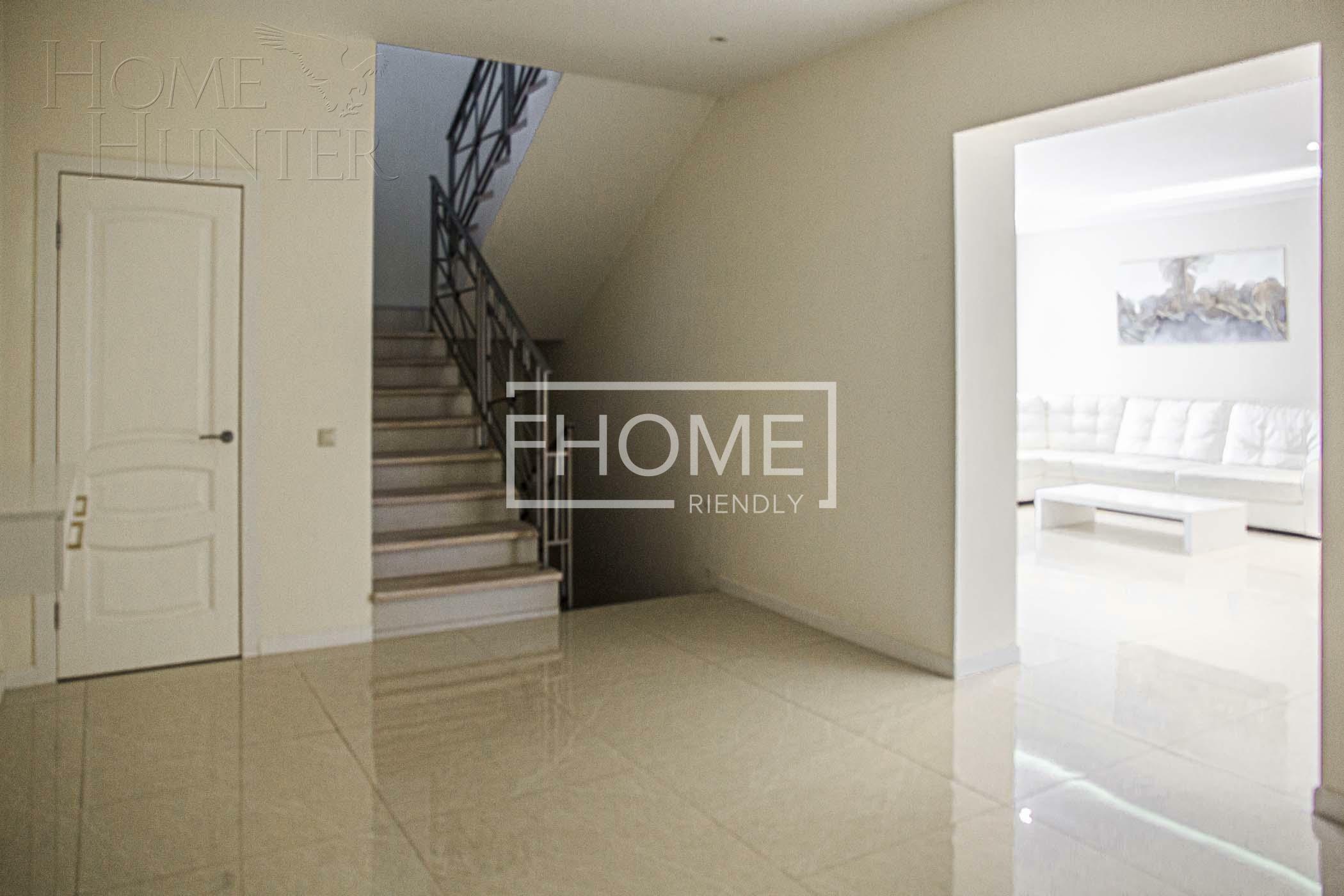 2-этажный коттедж 487 м² с отделкой