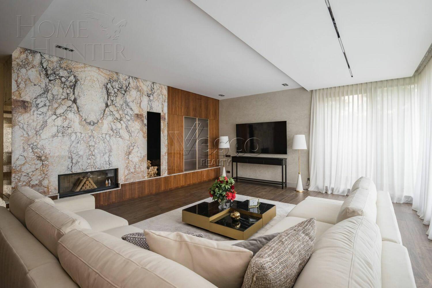 2-этажный коттедж 1 000 м² с отделкой