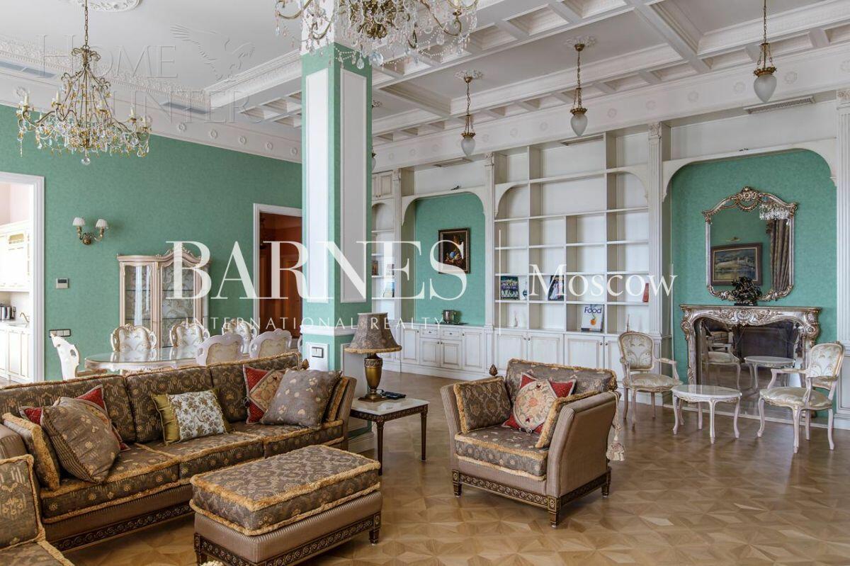 3-КОМН. ПЕНТХАУС С ОТДЕЛКОЙ 262 М² НА 26 ЭТАЖЕ