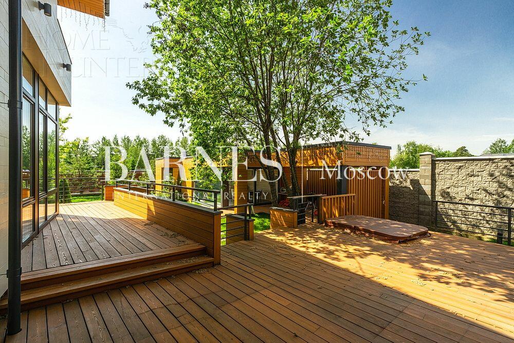 2-этажный коттедж 590 м² с отделкой