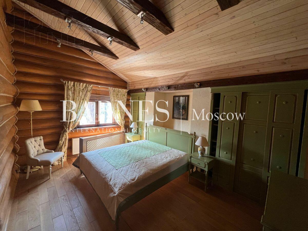 2-этажный коттедж 290 м² с отделкой