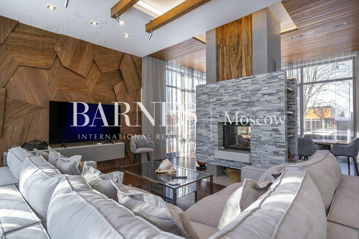 2-этажный коттедж 590 м² с отделкой