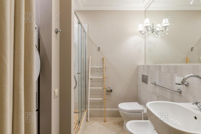 3-КОМН. КВАРТИРА С ОТДЕЛКОЙ 145 М² НА 2 ЭТАЖЕ