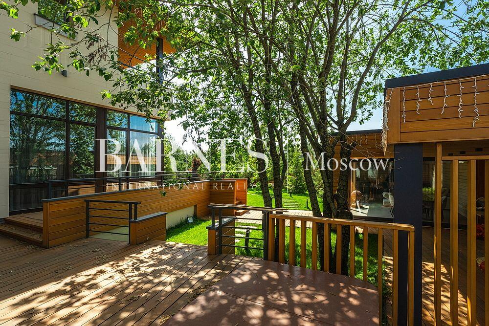 2-этажный коттедж 590 м² с отделкой