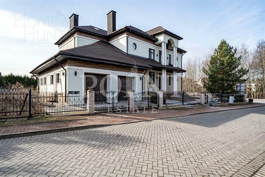 2-этажный коттедж 588 м² с отделкой