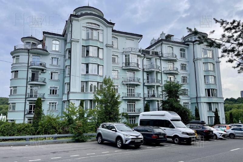 3-КОМН. КВАРТИРА С ОТДЕЛКОЙ 145 М² НА 2 ЭТАЖЕ