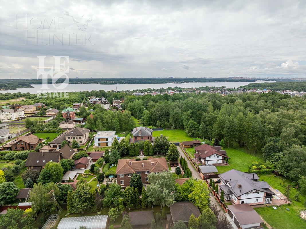 2-этажный коттедж 461.4 м² с отделкой