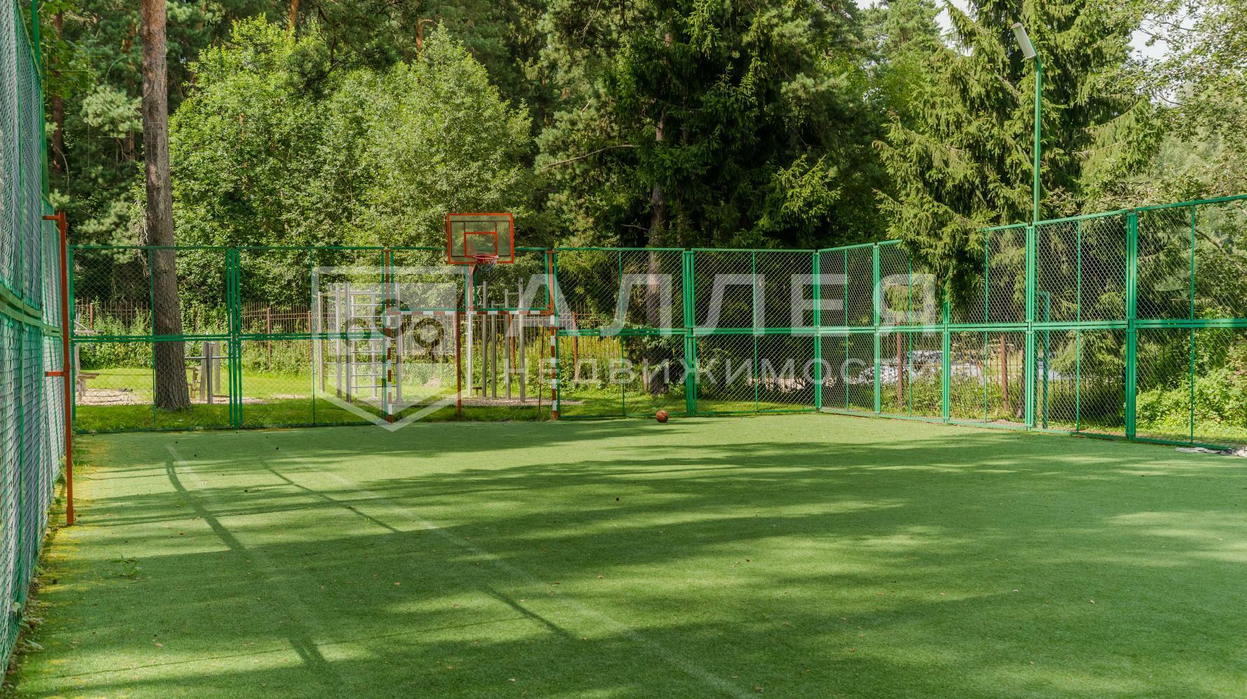 2-этажный коттедж 400 м² с отделкой