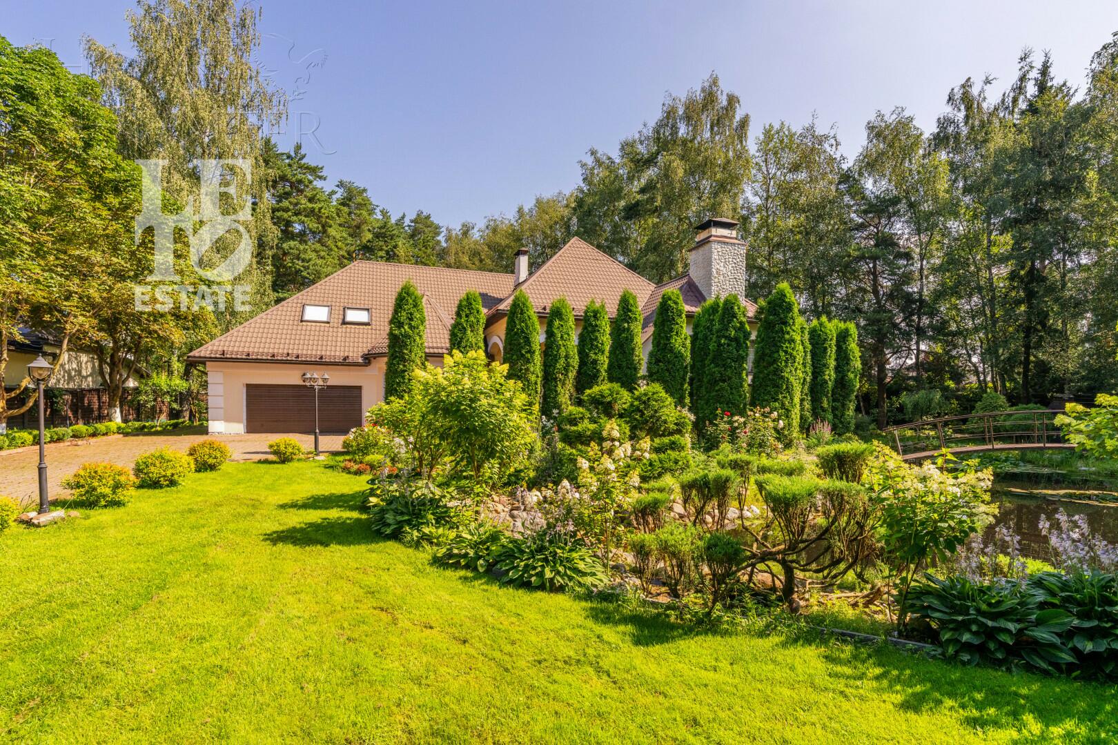 2-этажный коттедж 439.4 м² с отделкой