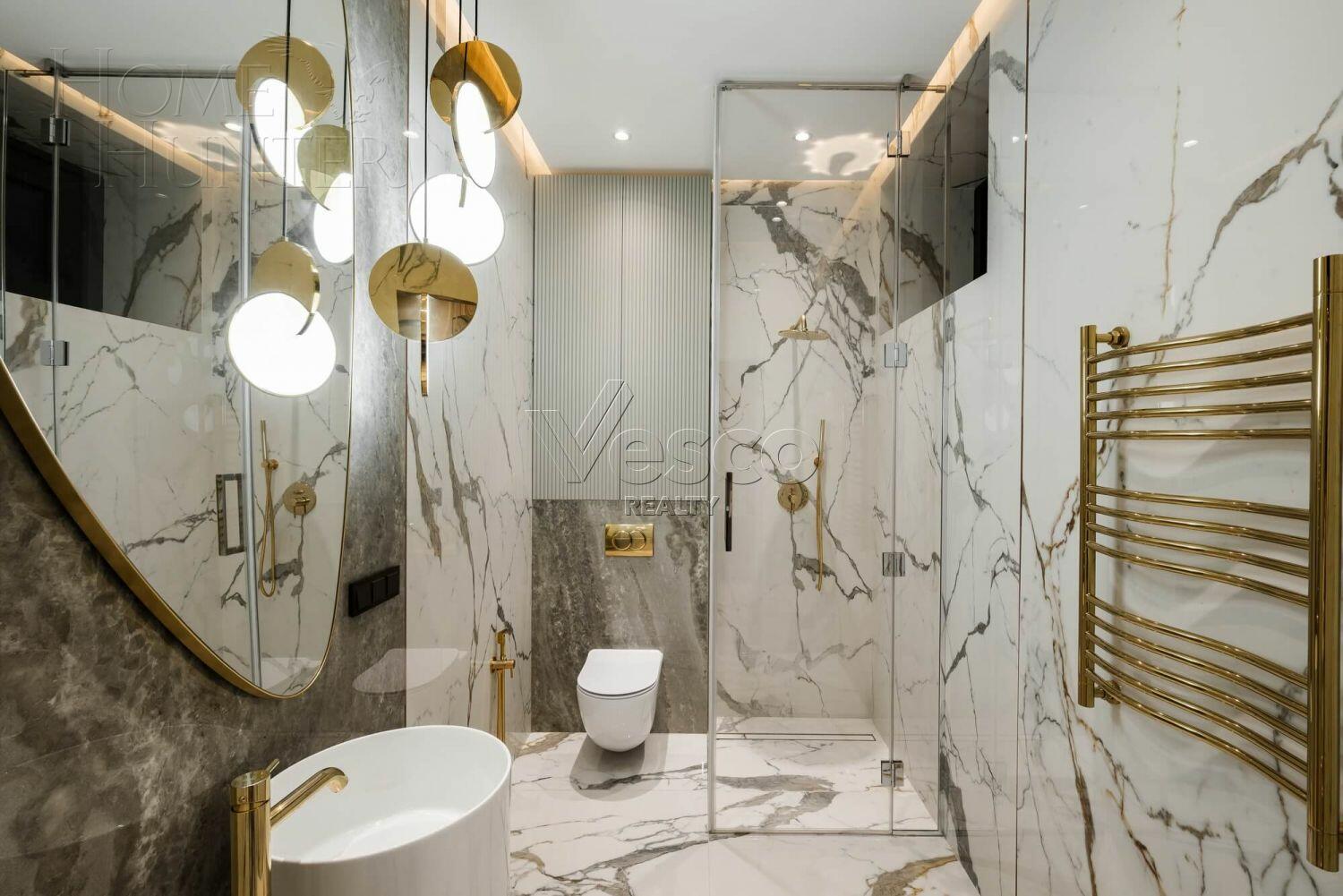 2-этажный коттедж 1 000 м² с отделкой