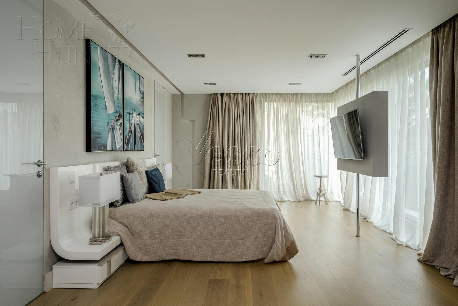 2-этажный коттедж 1 000 м² с отделкой