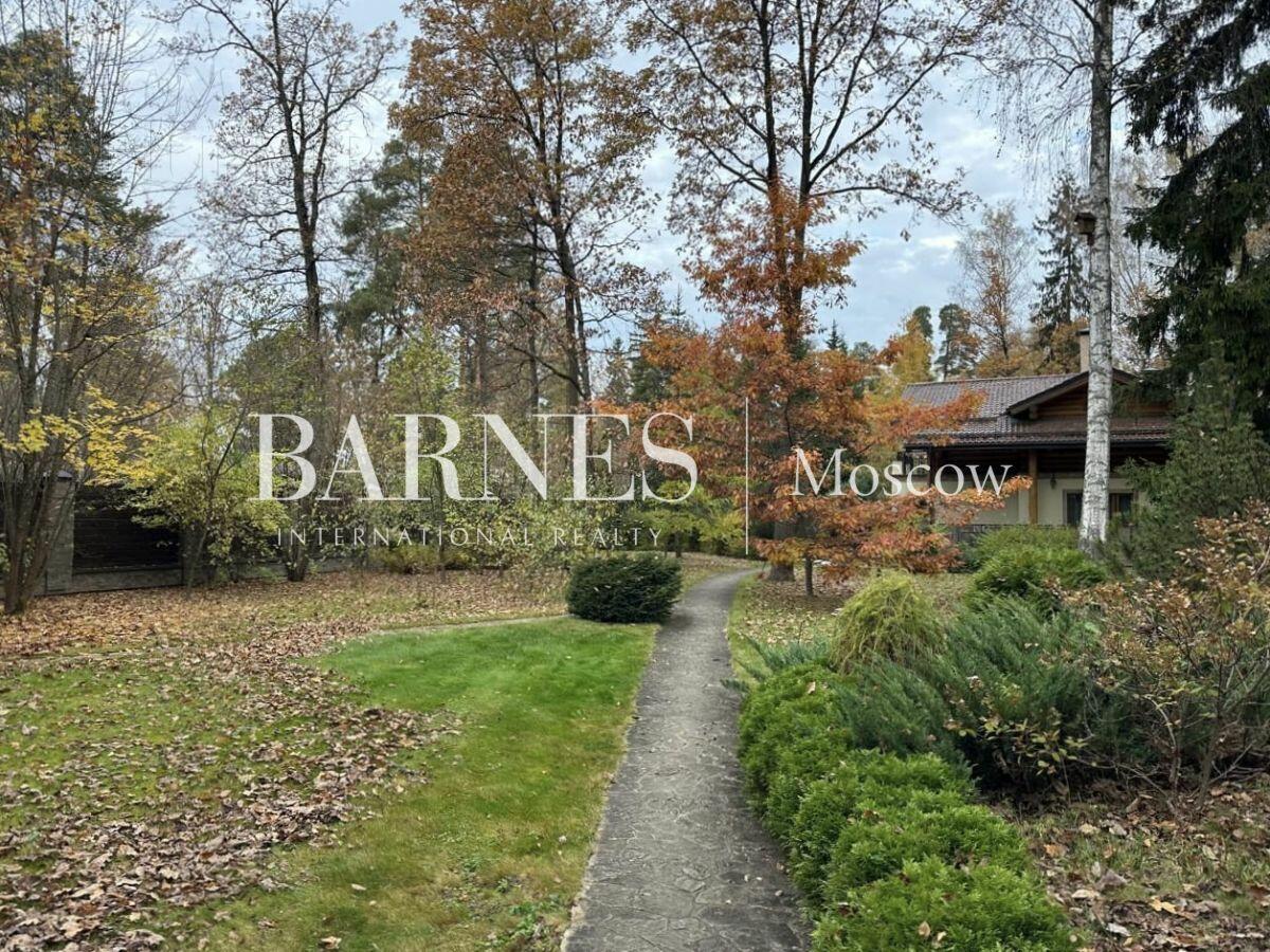 2-этажный коттедж 290 м² с отделкой