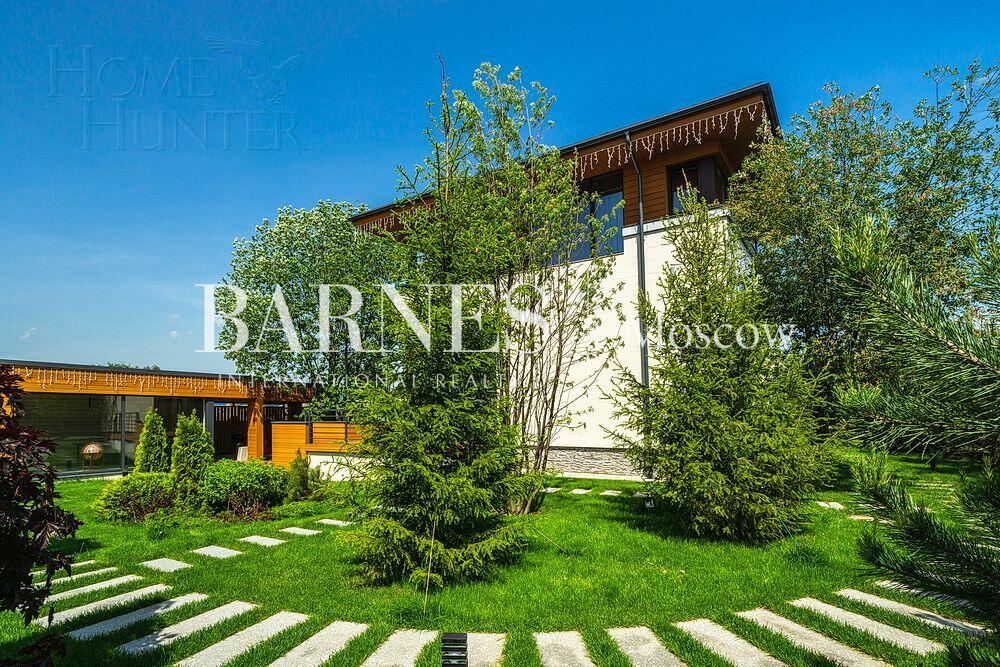 2-этажный коттедж 590 м² с отделкой