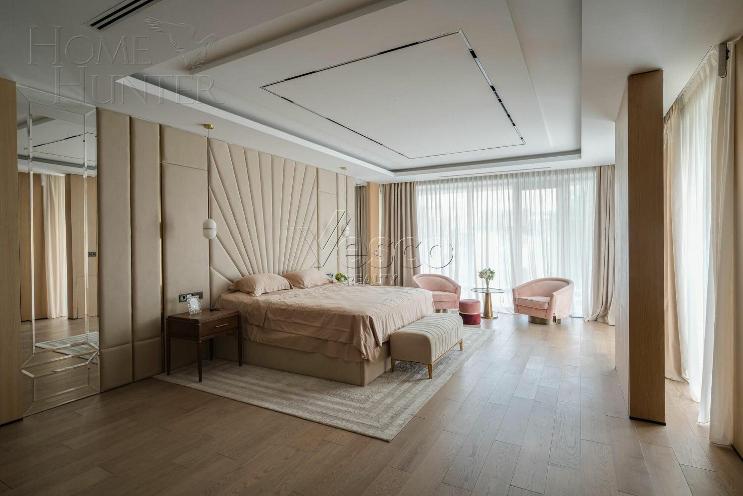 2-этажный коттедж 1 000 м² с отделкой