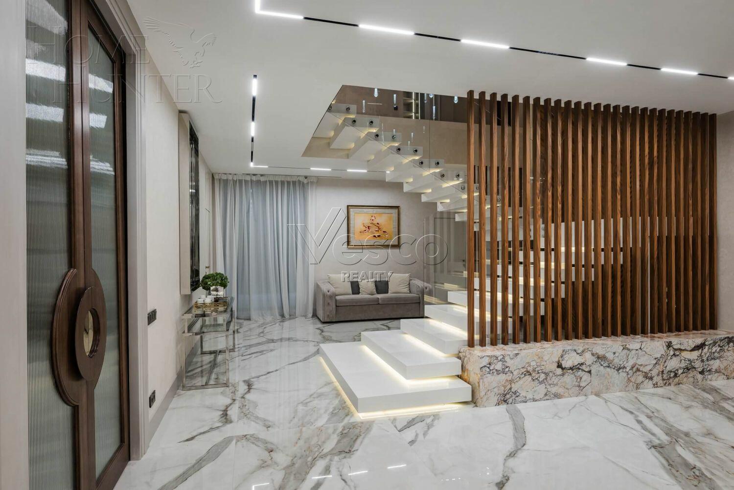 2-этажный коттедж 1 000 м² с отделкой