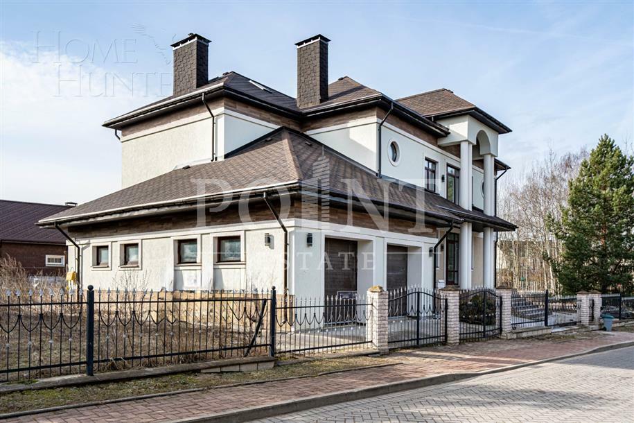 2-этажный коттедж 588 м² с отделкой