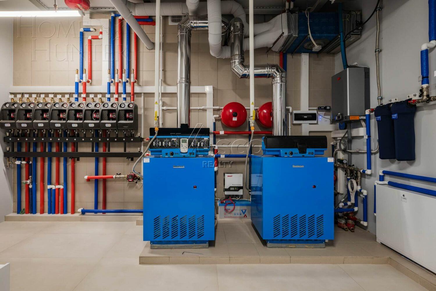 2-этажный коттедж 1 000 м² с отделкой