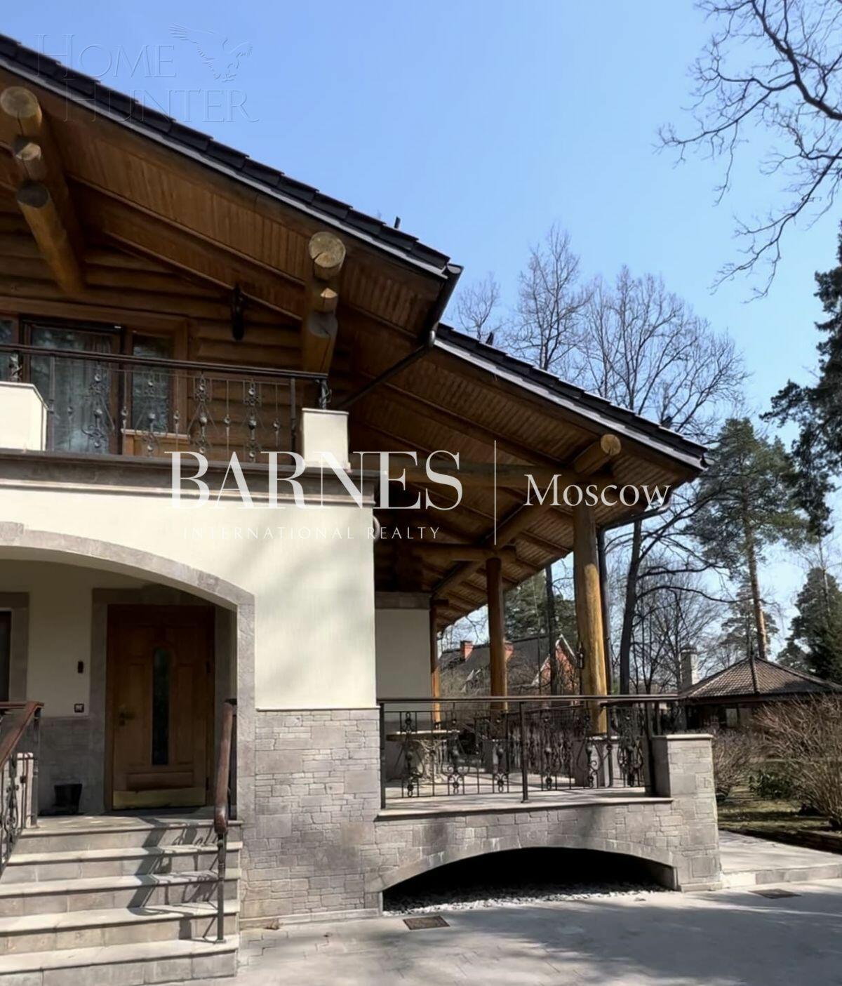 2-этажный коттедж 290 м² с отделкой