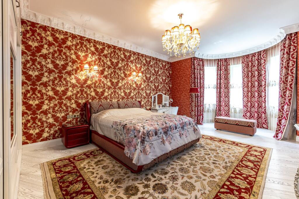 3-этажный таунхаус 375 м² с отделкой