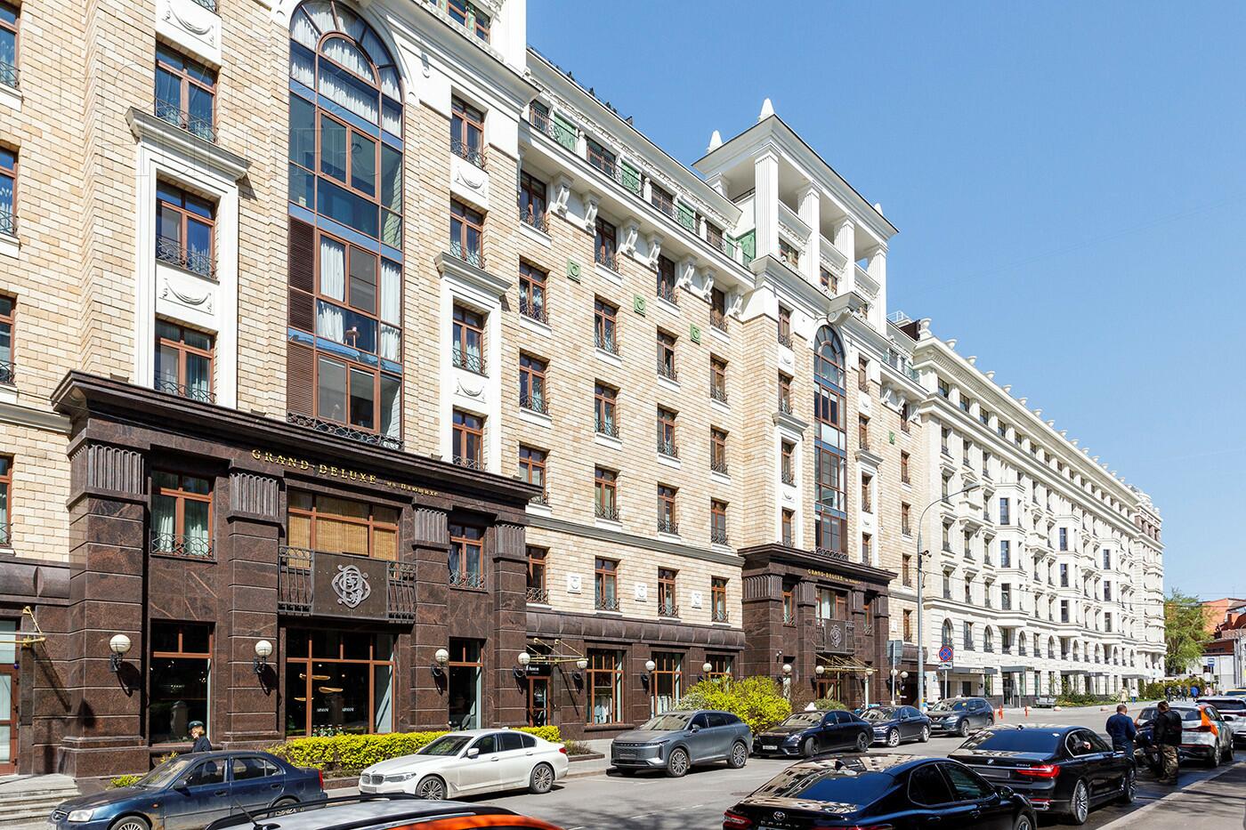 3-КОМН. КВАРТИРА БЕЗ ОТДЕЛКИ 121.3 М² НА 2 ЭТАЖЕ