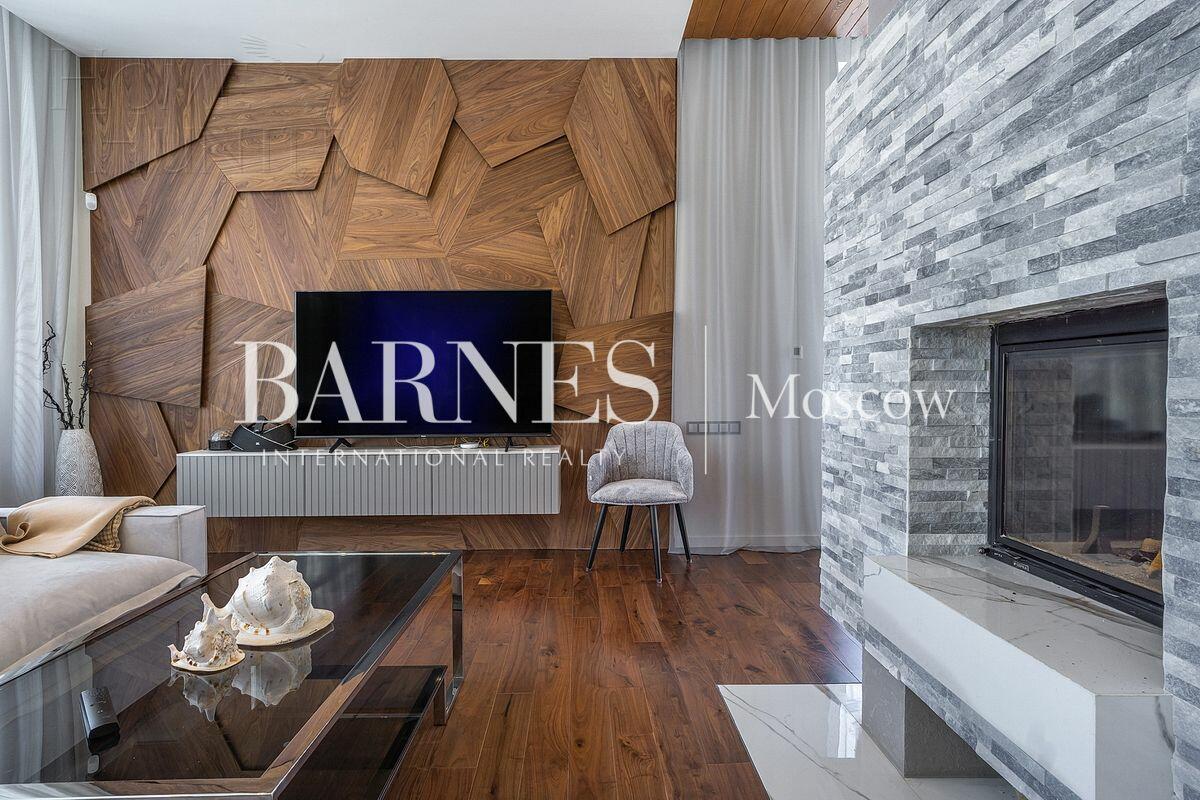 2-этажный коттедж 590 м² с отделкой