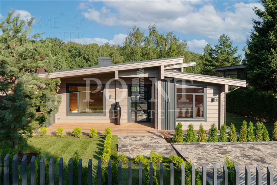 1-этажный коттедж 245 м² с отделкой