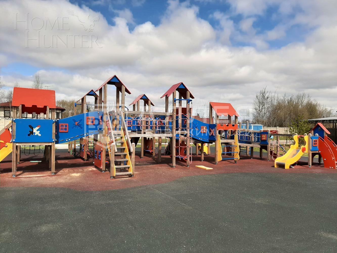 2-этажный коттедж 260 м² с отделкой