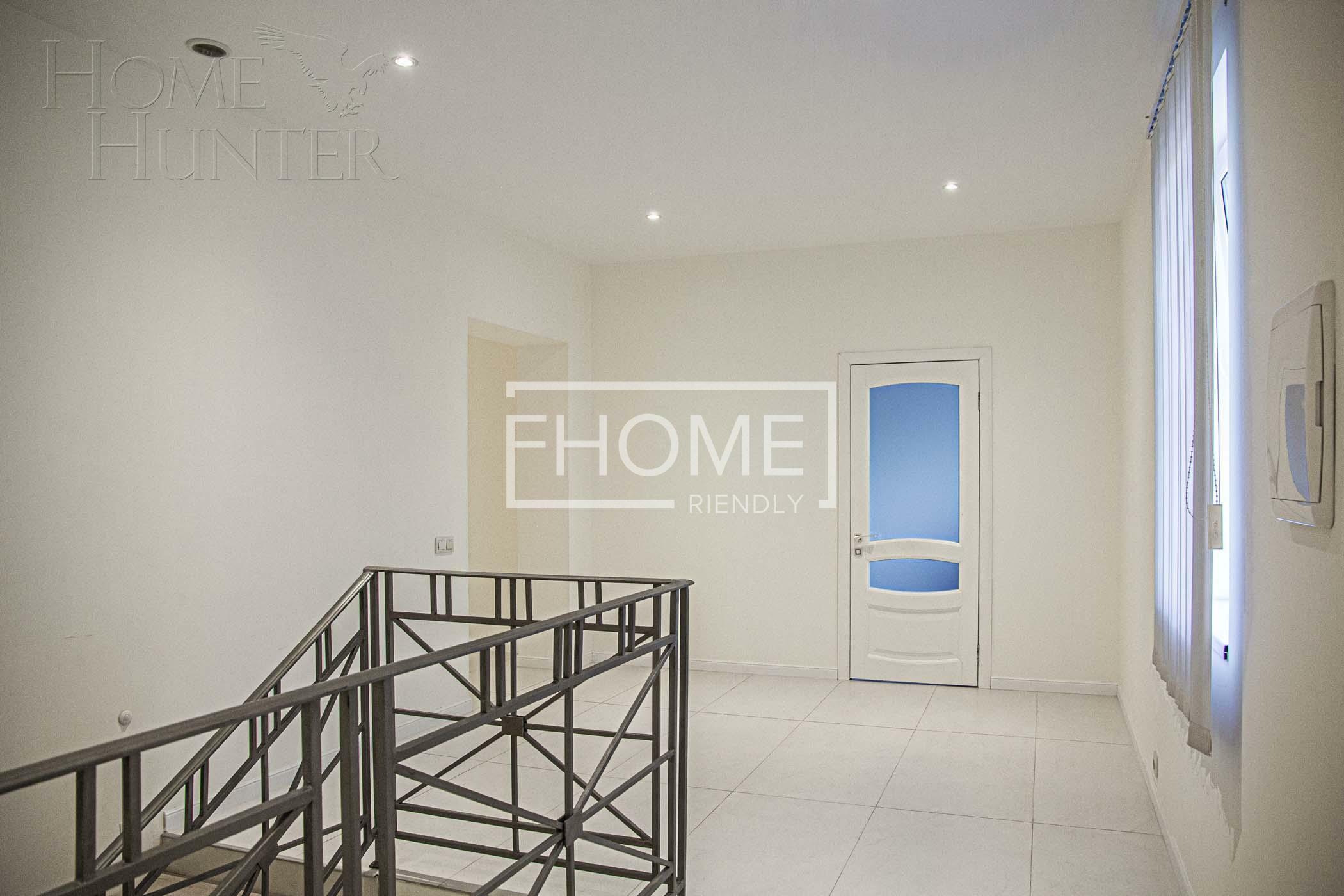 2-этажный коттедж 487 м² с отделкой