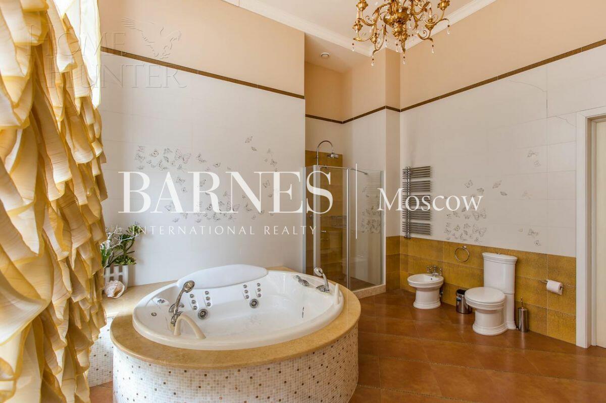 3-КОМН. ПЕНТХАУС С ОТДЕЛКОЙ 262 М² НА 26 ЭТАЖЕ