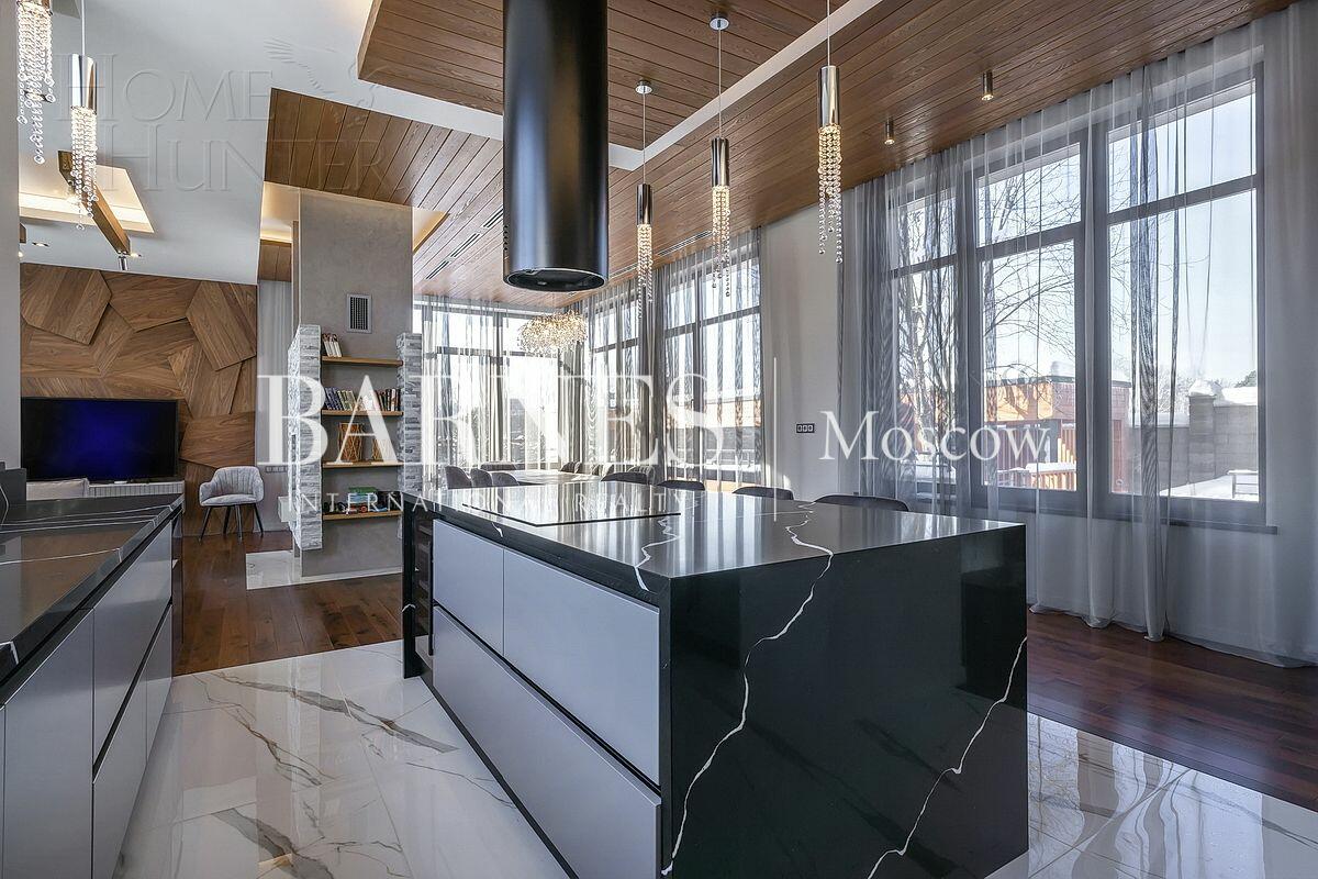 2-этажный коттедж 590 м² с отделкой