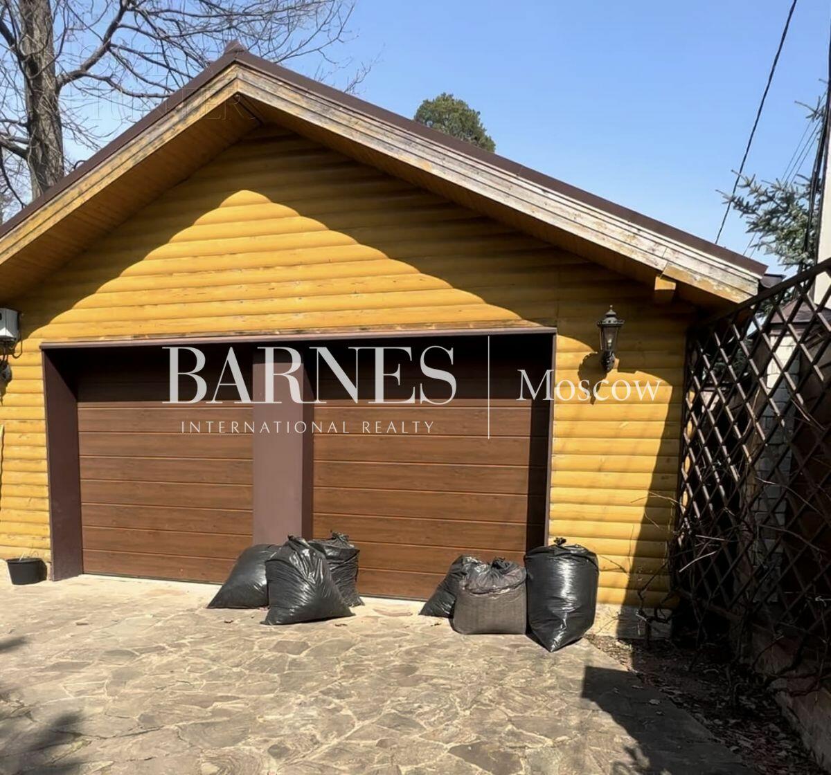 2-этажный коттедж 290 м² с отделкой