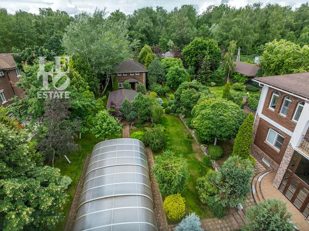 2-этажный коттедж 461.4 м² с отделкой