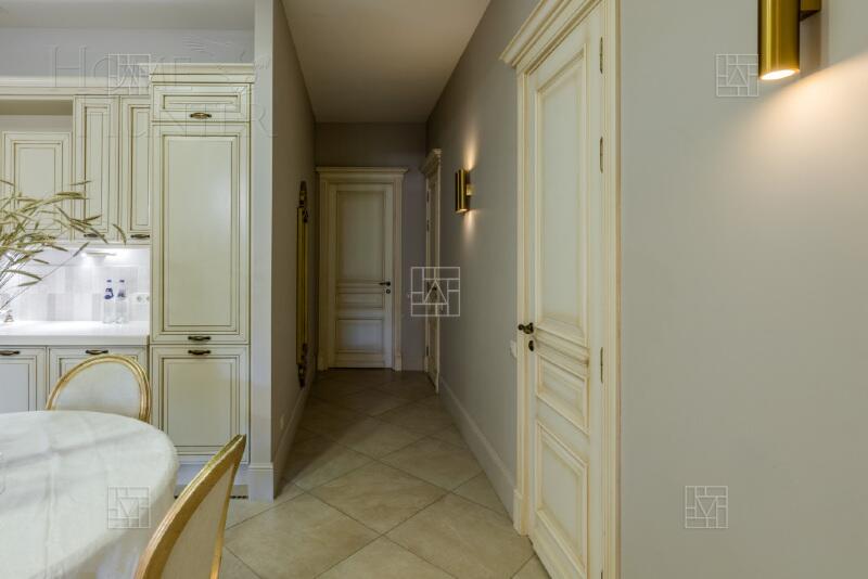 3-КОМН. КВАРТИРА С ОТДЕЛКОЙ 145 М² НА 2 ЭТАЖЕ