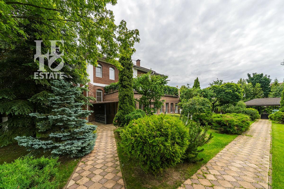 2-этажный коттедж 461.4 м² с отделкой