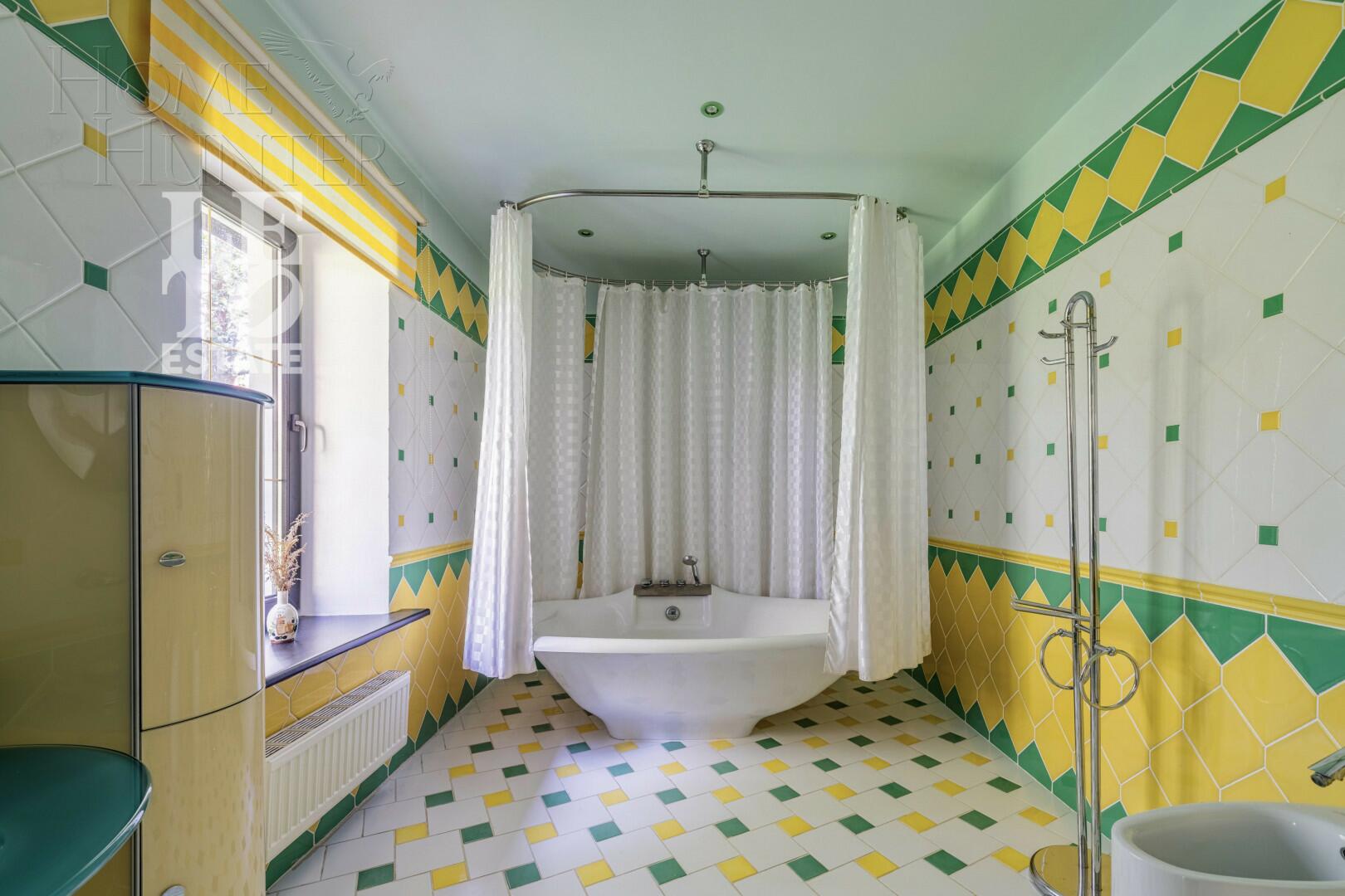 2-этажный коттедж 439.4 м² с отделкой