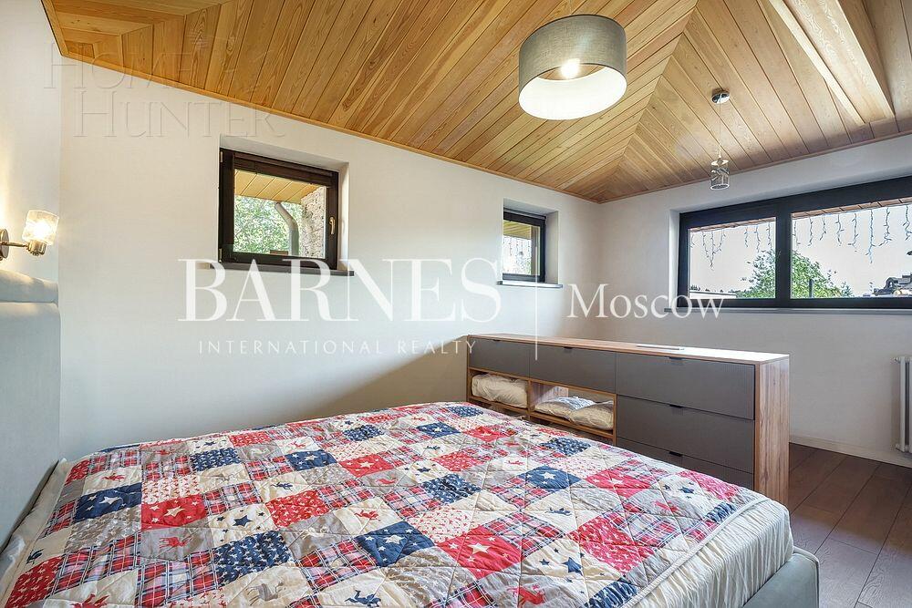 2-этажный коттедж 590 м² с отделкой