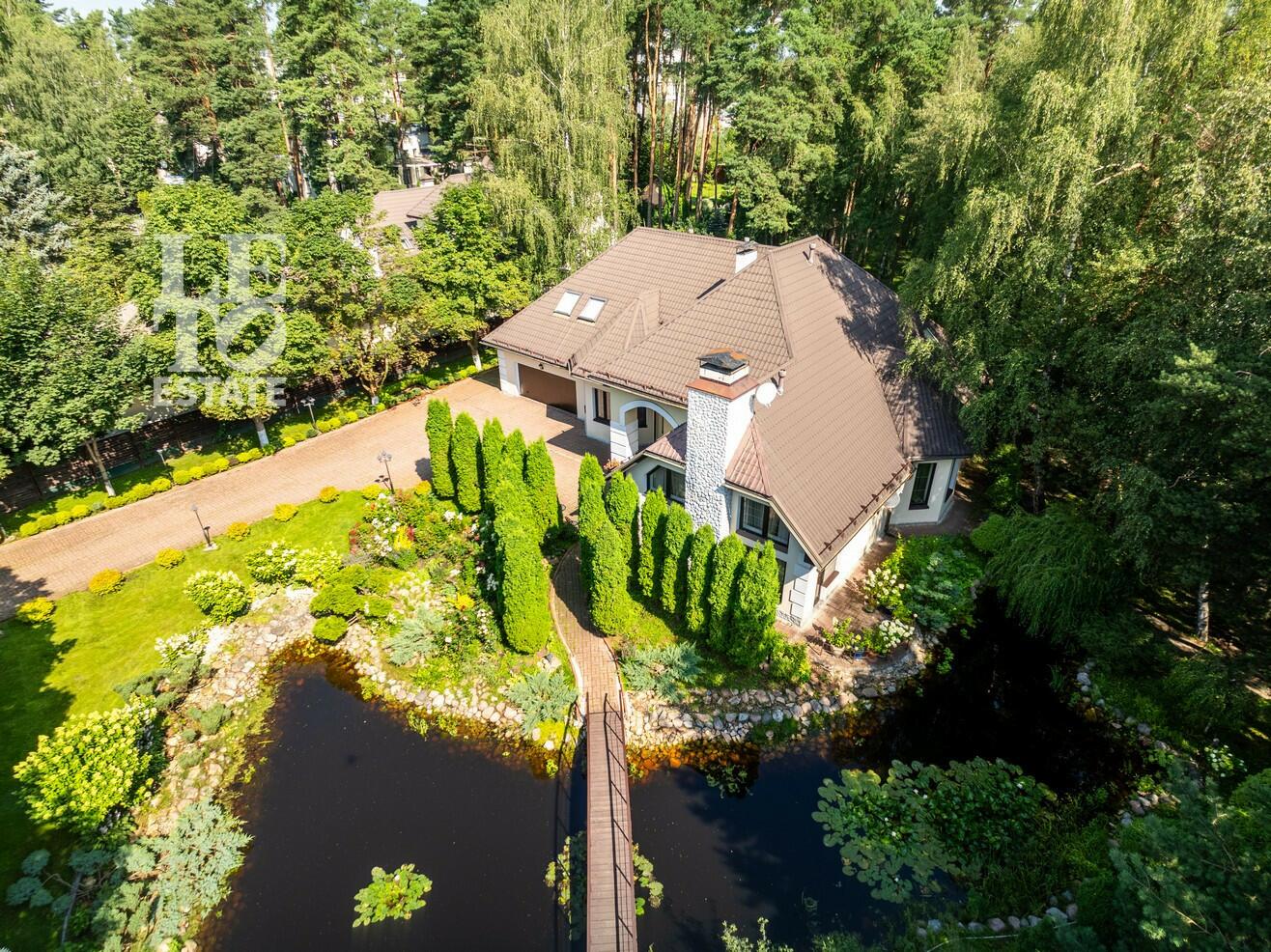 2-этажный коттедж 439.4 м² с отделкой