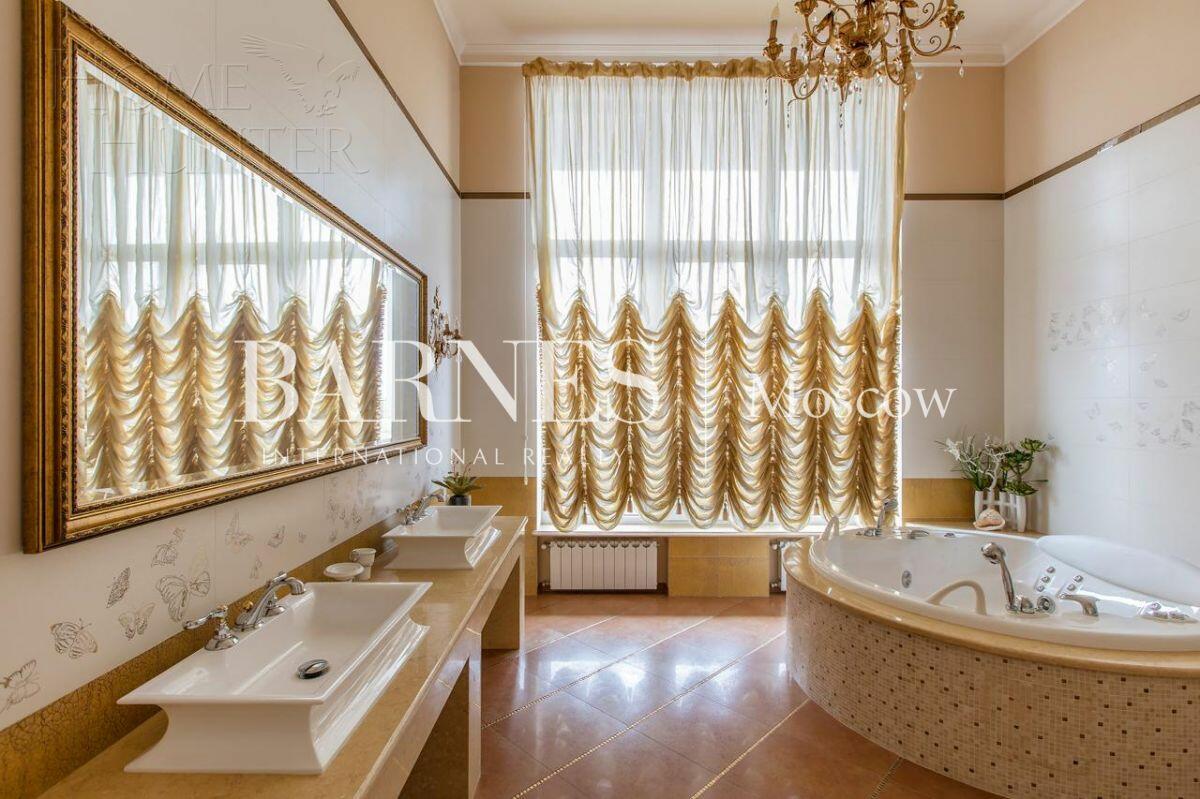 3-КОМН. ПЕНТХАУС С ОТДЕЛКОЙ 262 М² НА 26 ЭТАЖЕ