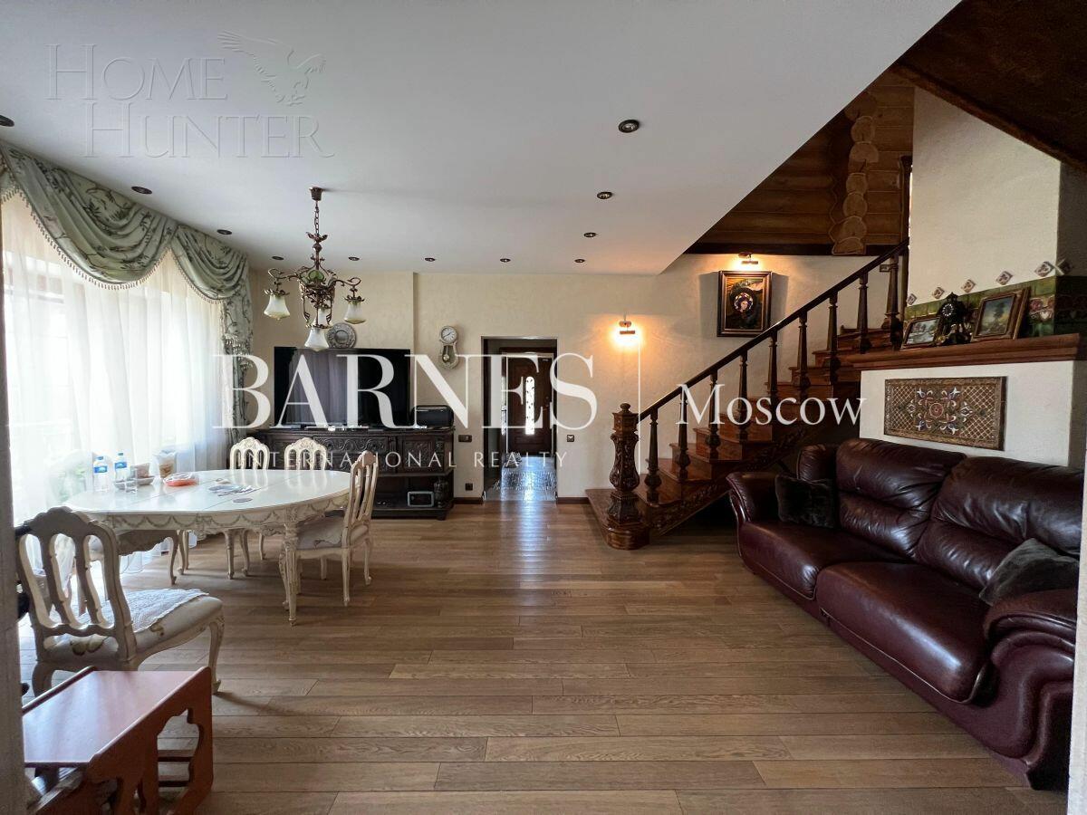 2-этажный коттедж 290 м² с отделкой