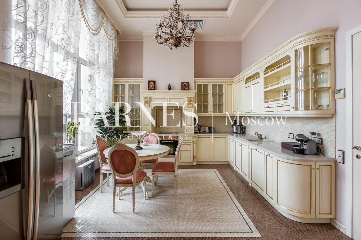 3-КОМН. ПЕНТХАУС С ОТДЕЛКОЙ 262 М² НА 26 ЭТАЖЕ