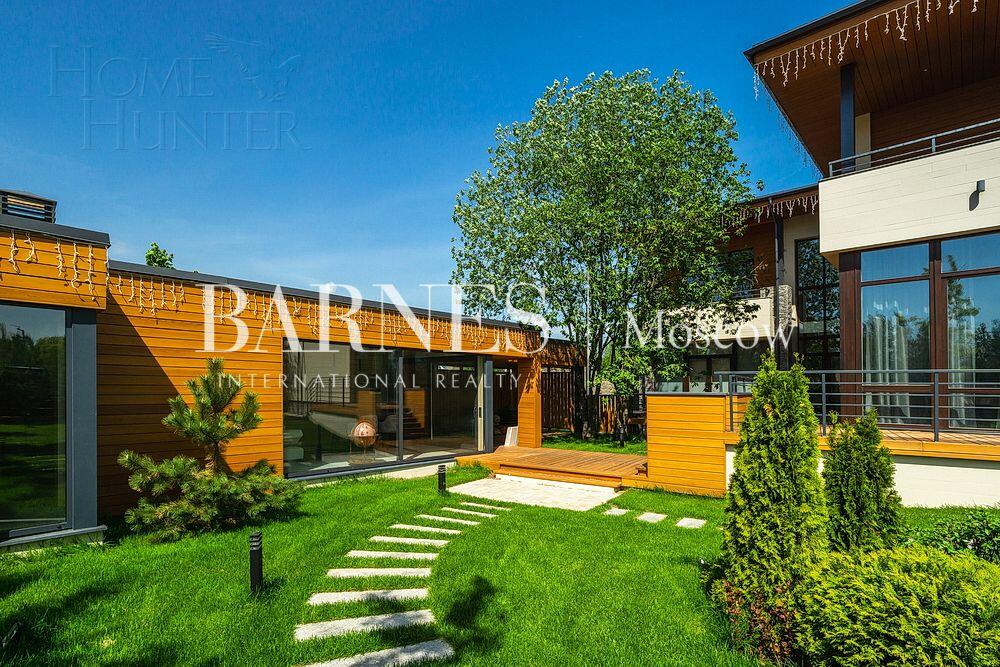 2-этажный коттедж 590 м² с отделкой