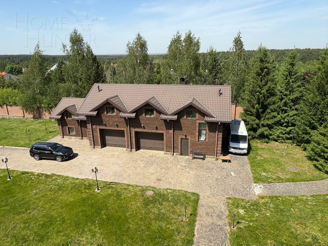 3-этажный коттедж 1 523.7 м² без отделки