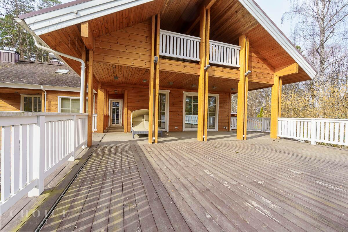 2-этажный коттедж 1 300 м² с отделкой