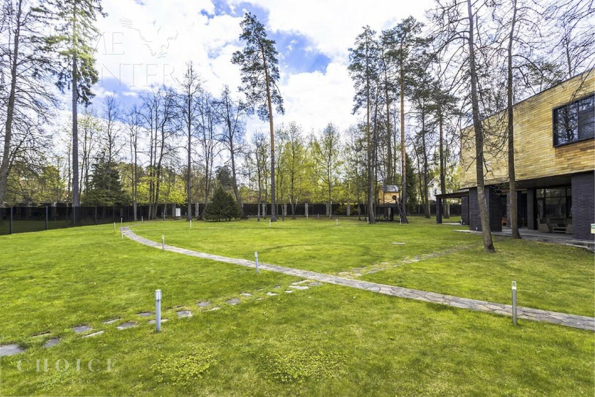 2-этажный коттедж 640 м² с отделкой