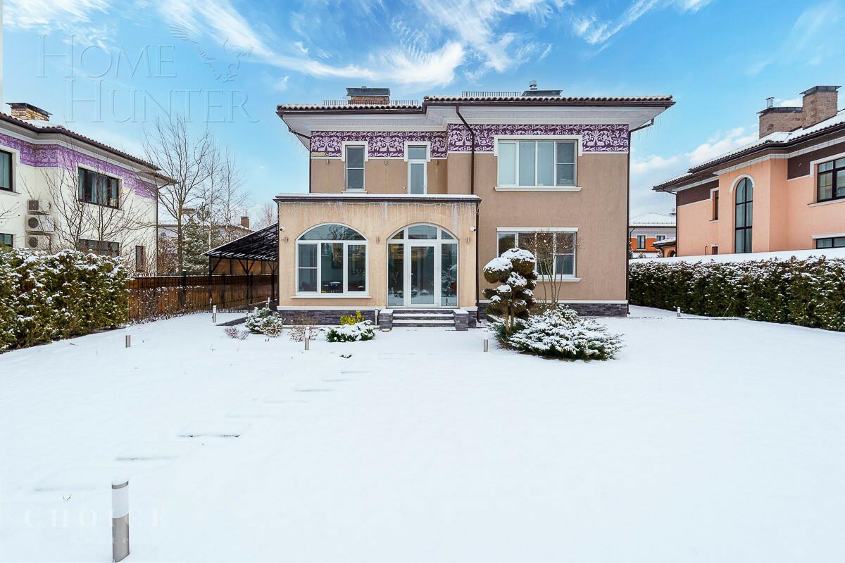 2-этажный коттедж 275 м² с отделкой