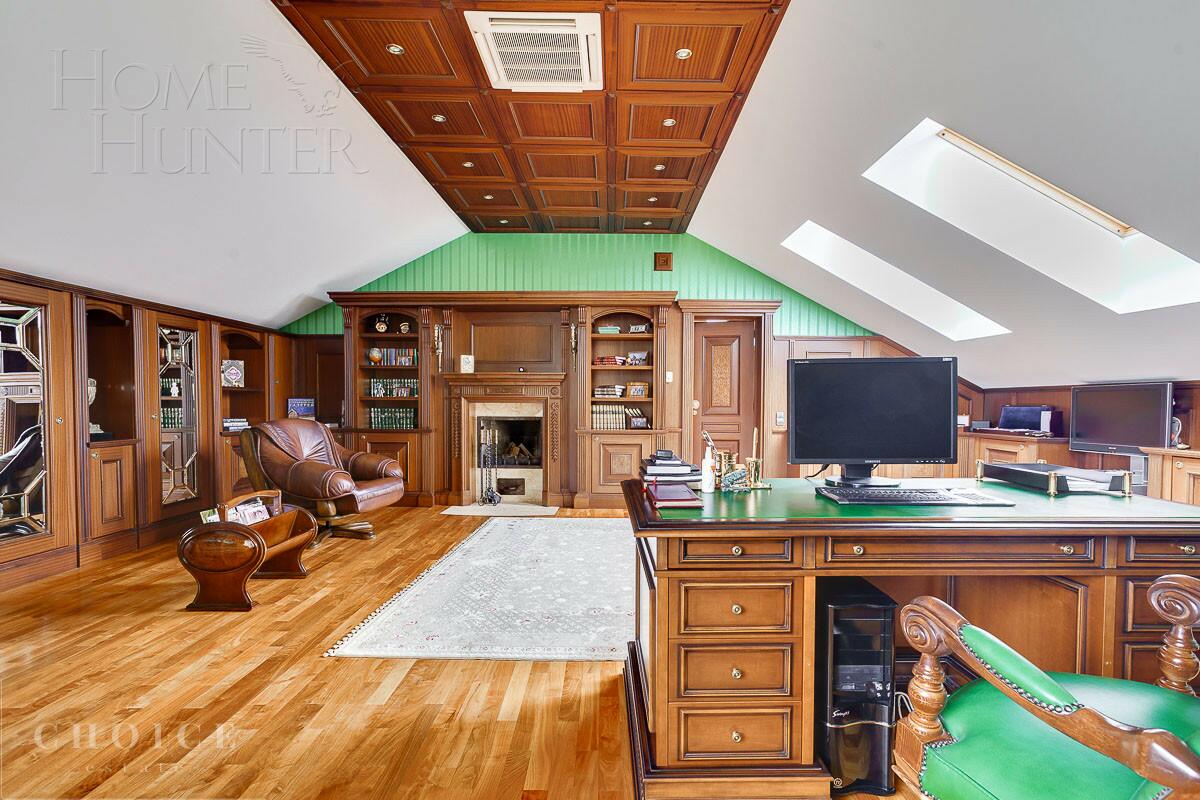 2-этажный коттедж 1 460 м² с отделкой