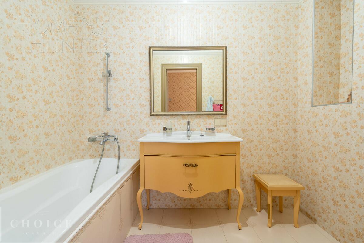 2-этажный коттедж 750 м² с отделкой