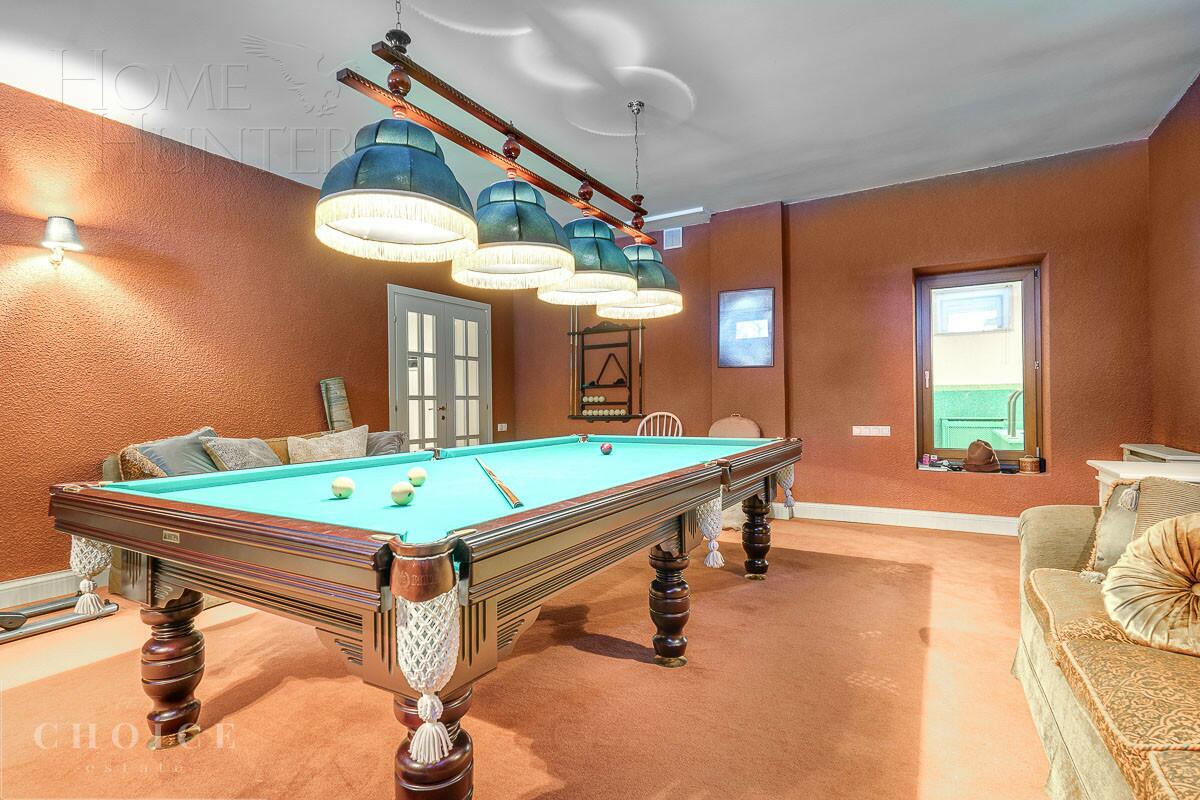 2-этажный коттедж 400 м² с отделкой