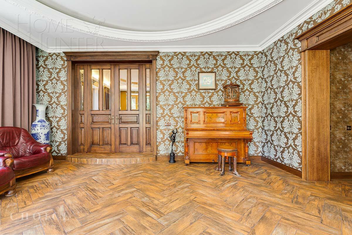 2-этажный коттедж 800 м² с отделкой