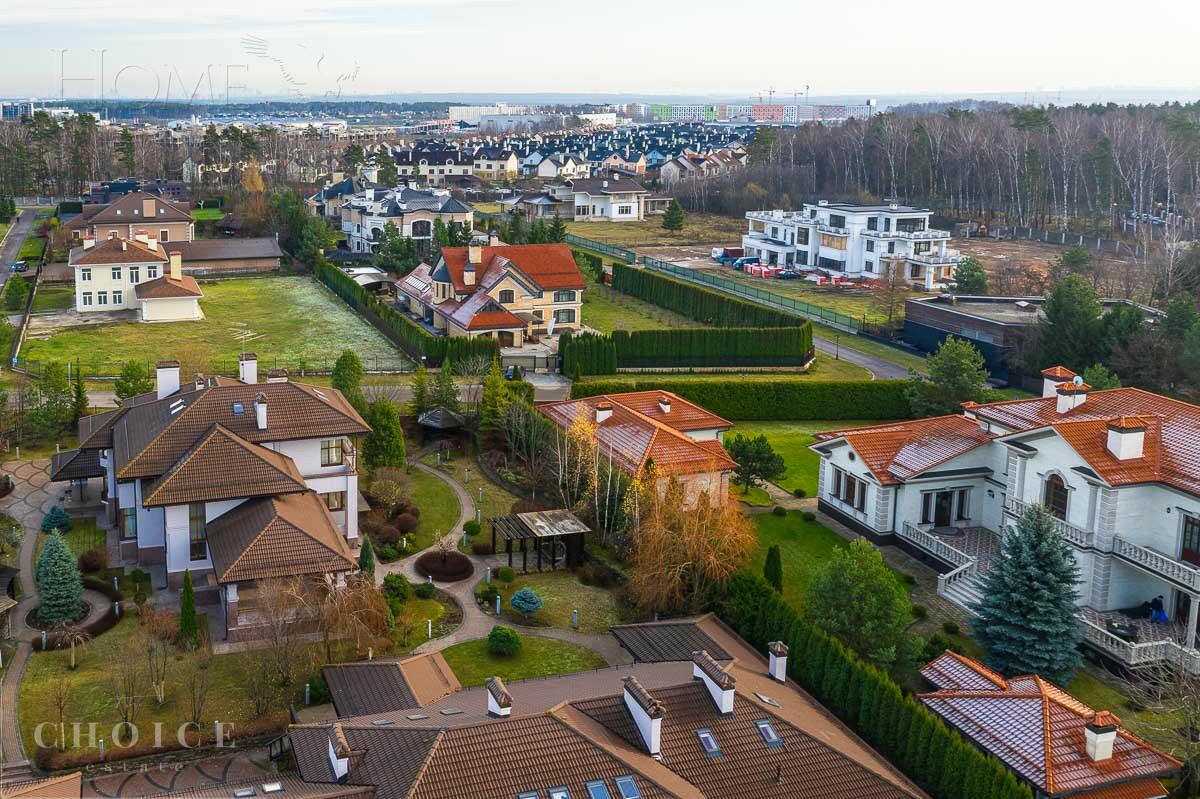 2-этажный коттедж 350 м² с отделкой